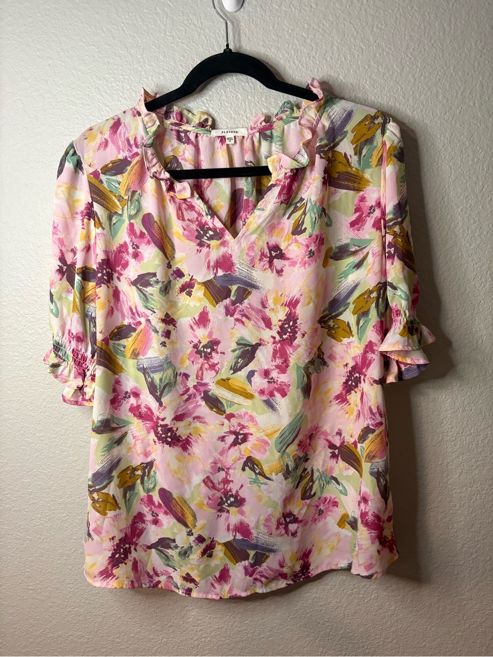 Pleione Pink Floral Ruffle V-Neck Blouse